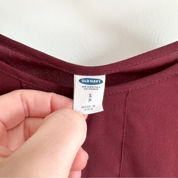 Old Navy Lattice billowy Balloon Sleeve Blouse Burgundy Crimson sz Small - Picture 5 of 6